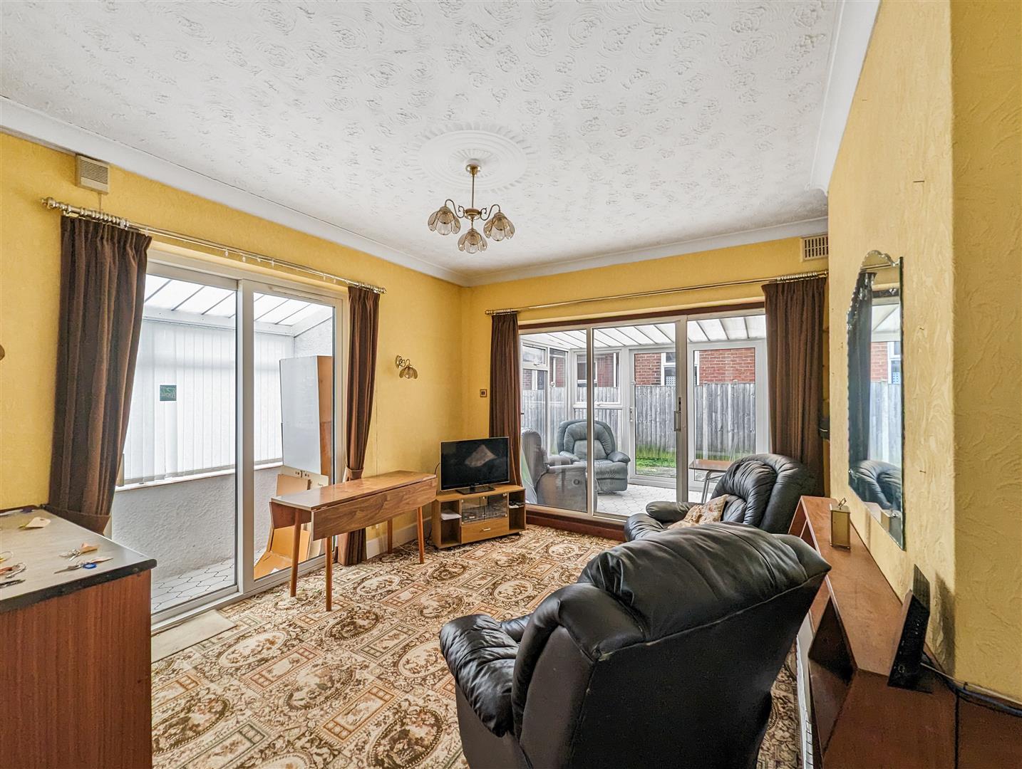 5 Bedroom House Garland Road, Poole